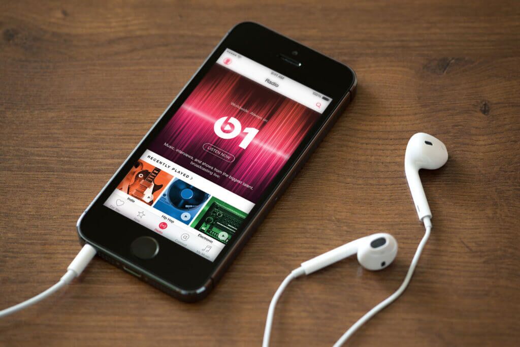 How To Make A Radio App Like Pandora And Spotify?